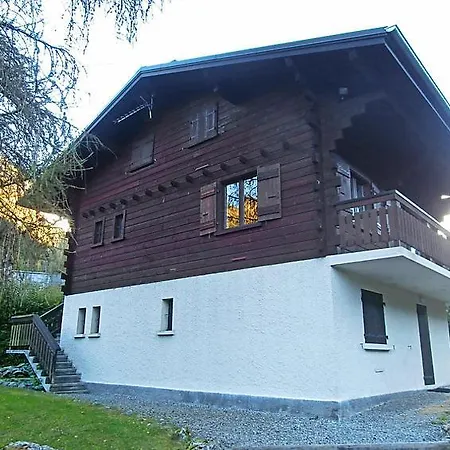 Sleeps 13
