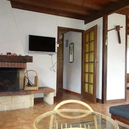 펜션 Sleeps 13 Bionnay