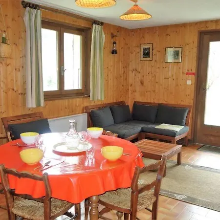 펜션 Sleeps 13 *